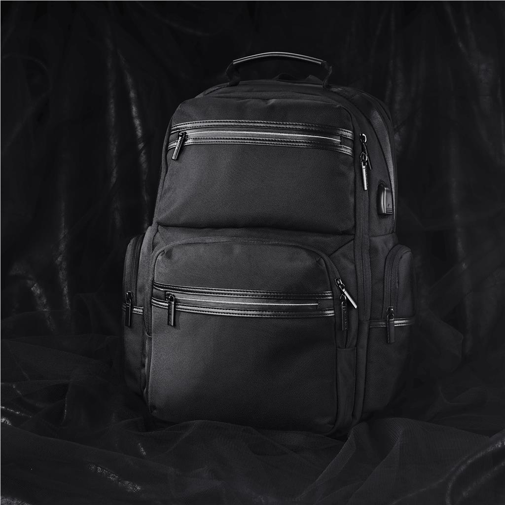 BG-AV-463-B_LIFESTYLE-NO-LOGO