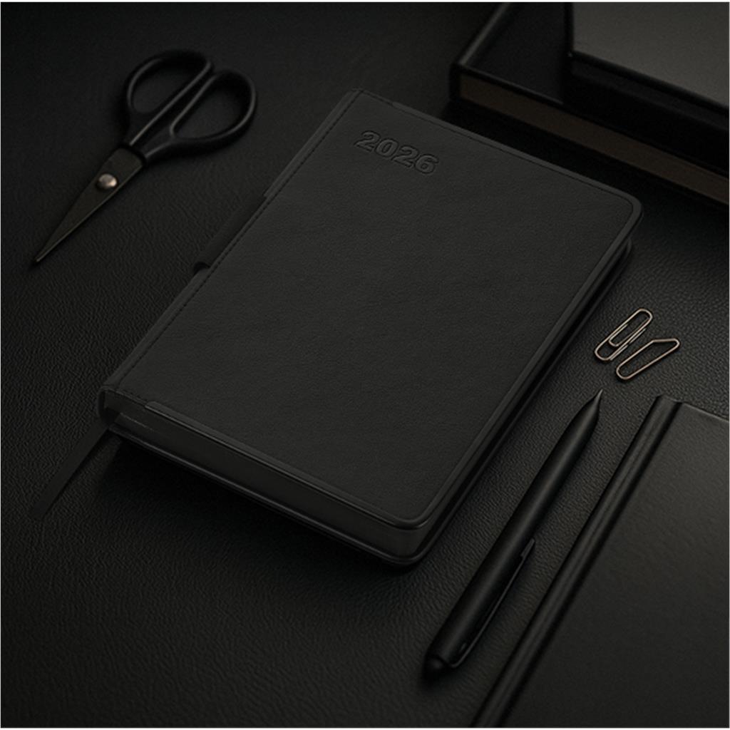 DS-AV-39-B_LIFESTYLE-NO-LOGO